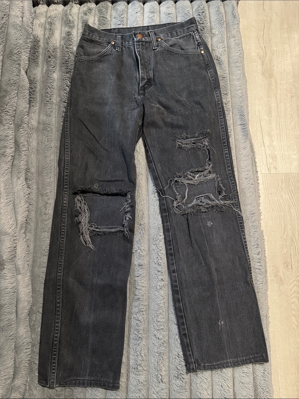 Wrangler Black Distressed Straight-Leg Jeans